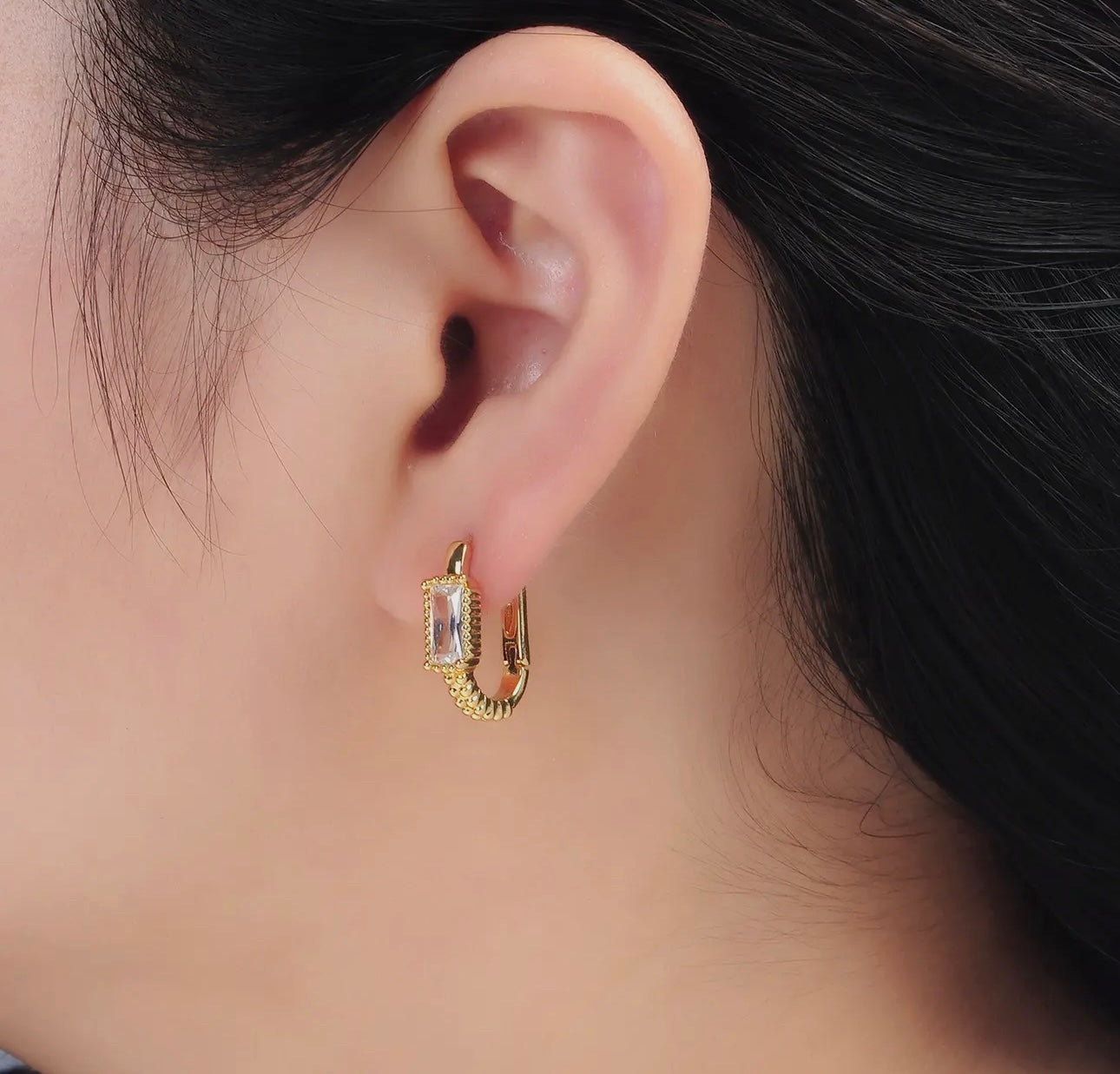 Baguette Huggie Hoop Earring